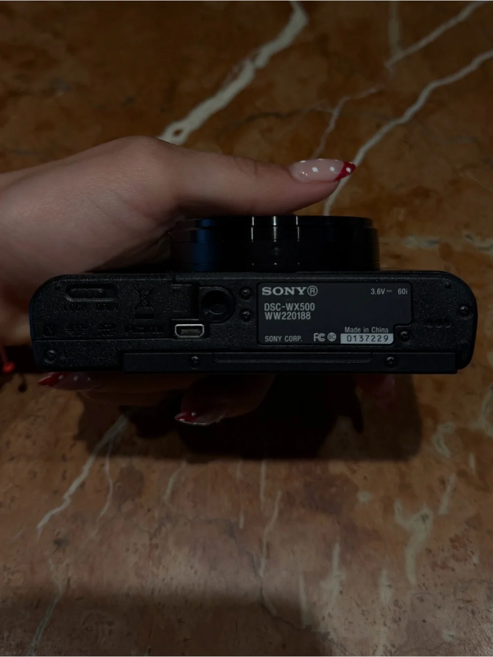 Sony Cyber-shot DSC-WX500 Digital Camera – Black
